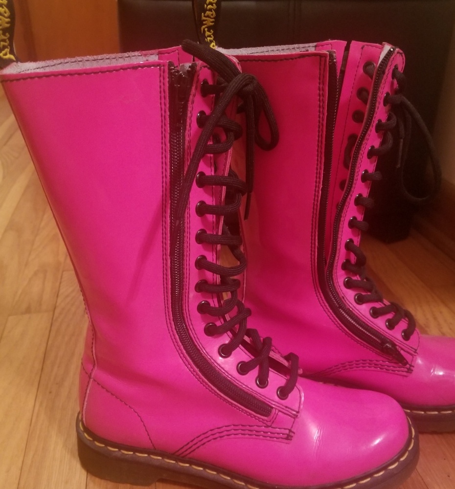 Patent leather Pink Dr Martens